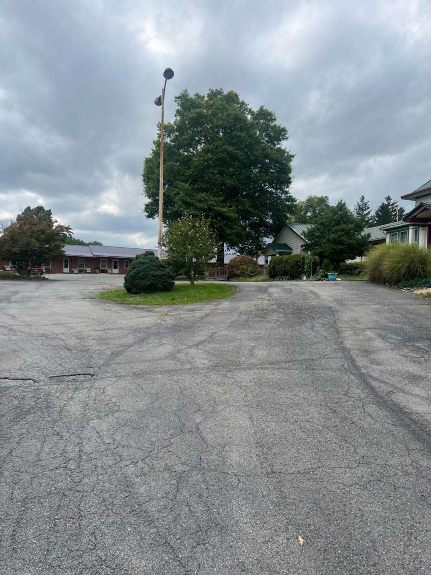 Potomac River Motel Hancock Exterior photo